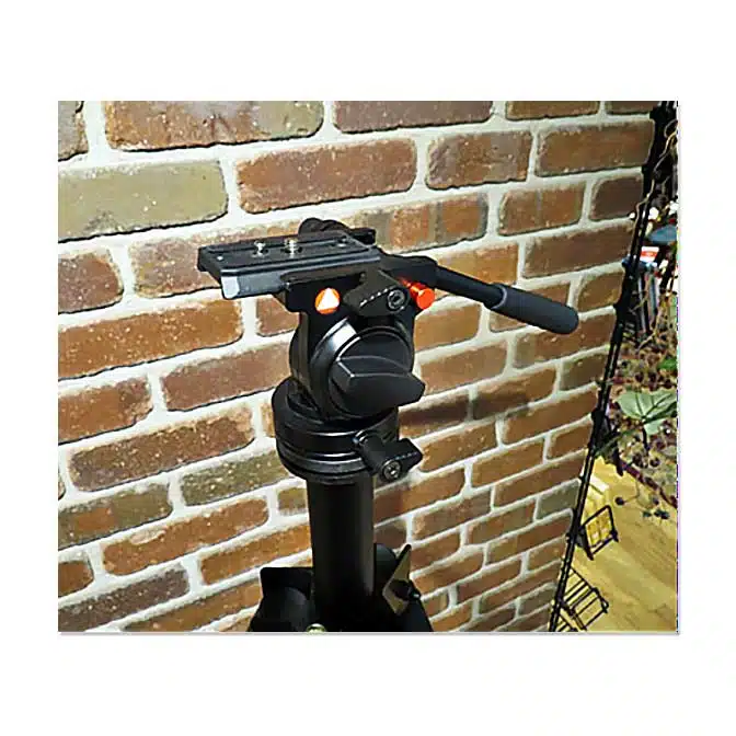 The Birder Tripod Kit 2 with Audubon Shop 6750 Head, available at The Audubon Shop, the best shop for tripods, Madison CT