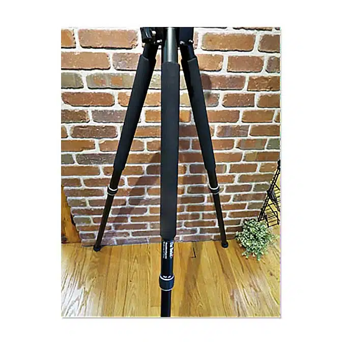 The Birder Tripod Kit 2 with Audubon Shop 6750 Head, available at The Audubon Shop, the best shop for tripods, Madison CT